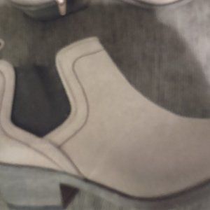 Women's boots
